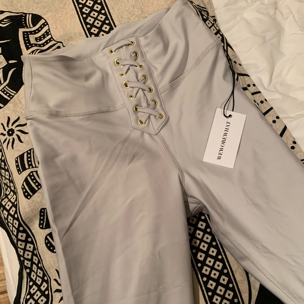 NWT WeWoreWhat Leggings
